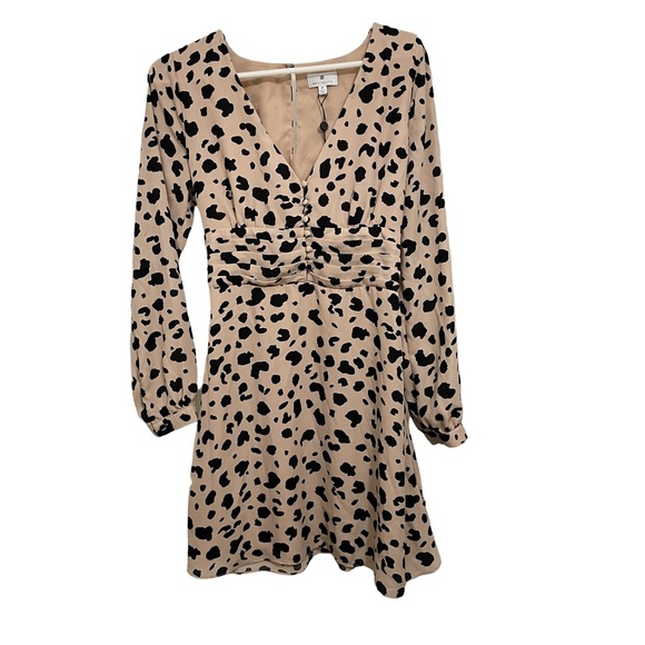 Socialite Cheetah Print Dress - Picture 2 of 8